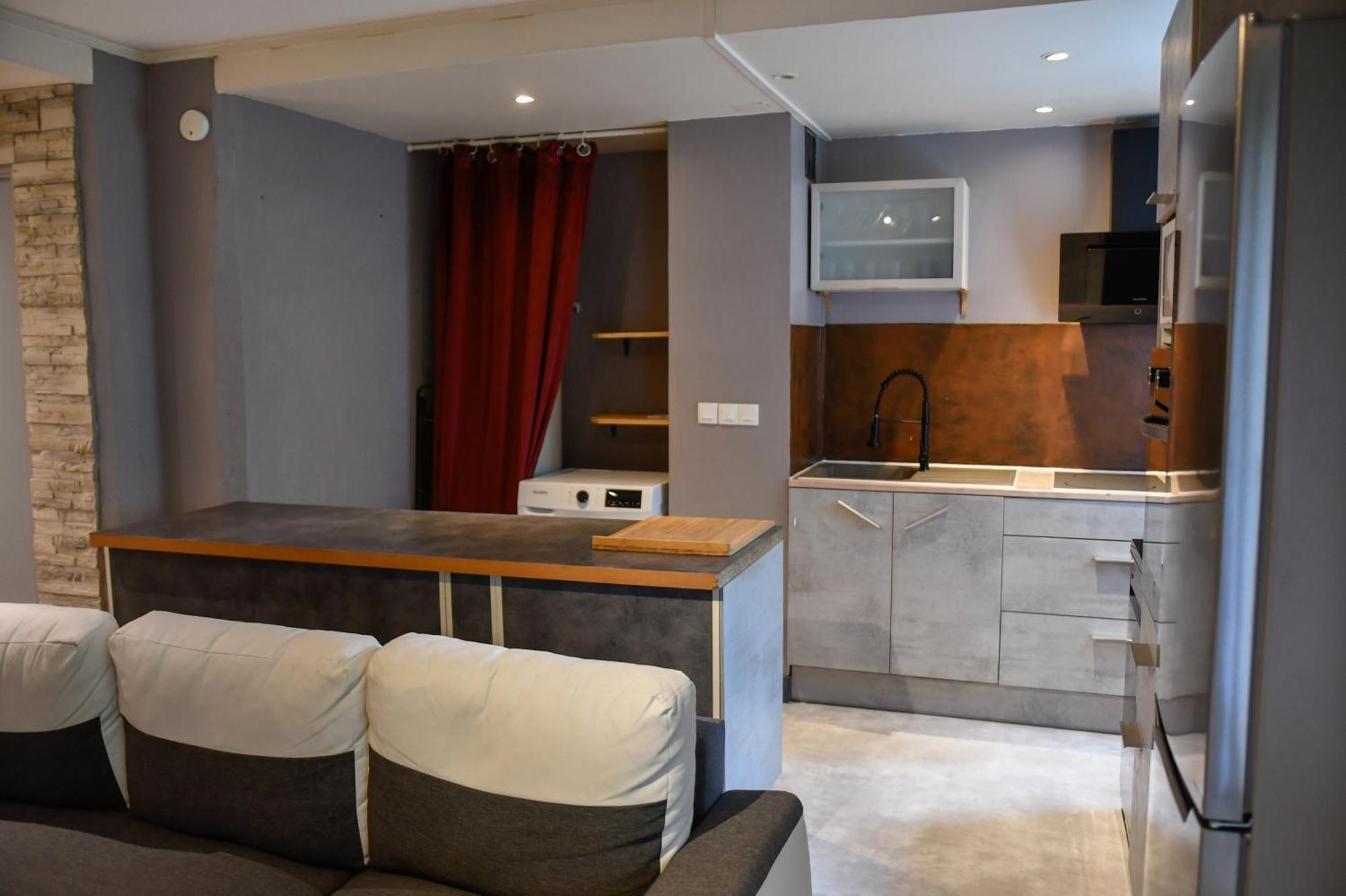 Calme Et Terrasse Privee Pres De Vichy Apartman Bellerive-sur-Allier Kültér fotó